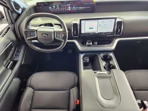 New 2025 Ford Expedition Max Platinum w/ Stealth Performance Package image 16