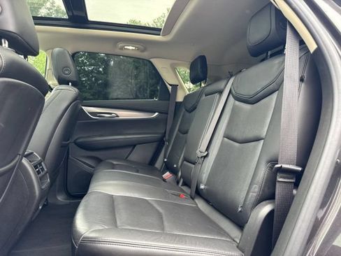 Used 2018 Cadillac XT5 Luxury AWD/4WD image 21