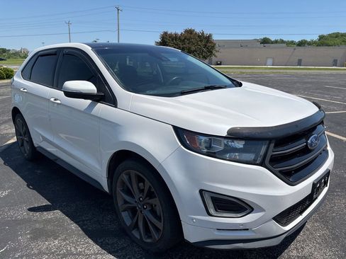 Used 2018 Ford Edge Sport w/ Equipment Group 401A AWD/4WD image 3