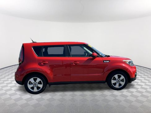 Used 2019 Kia Soul FWD image 4