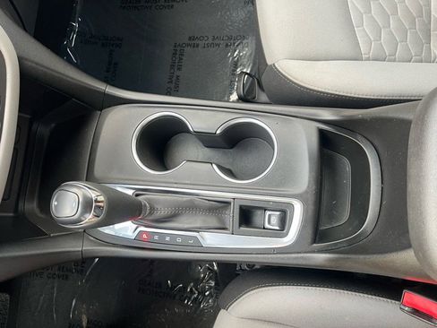 Used 2019 Chevrolet Equinox LS w/ LS Convenience Package image 23