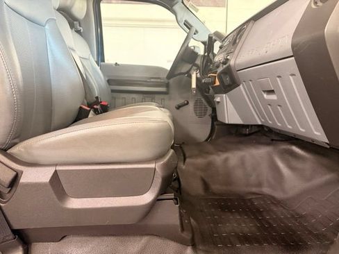 Used 2013 Ford F250 XL RWD image 16