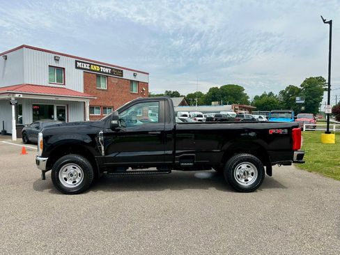 Used 2023 Ford F350 XL w/ FX4 Off-Road Package AWD/4WD image 21