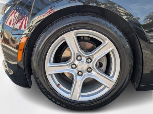 Used 2021 Chevrolet Camaro LT image 7