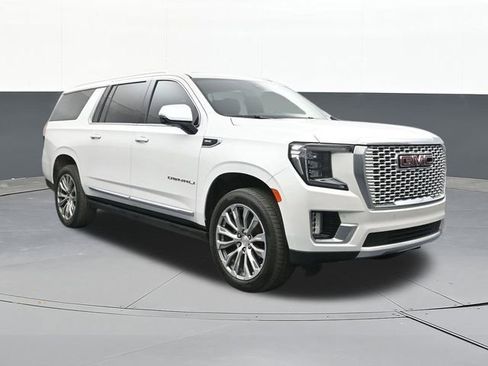 Used 2021 GMC Yukon XL Denali w/ Denali Ultimate Package image 21