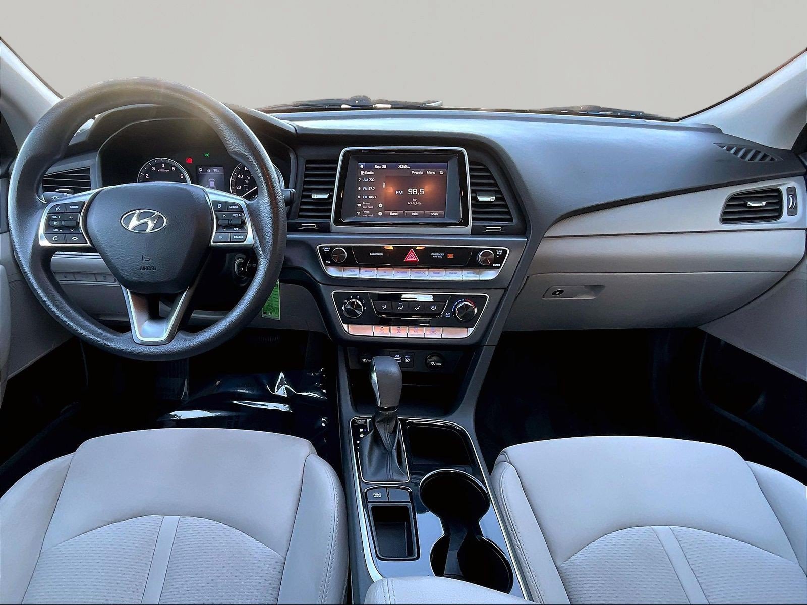 Used 2018 Hyundai Sonata SE FWD image 7