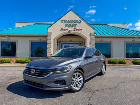 Used 2020 Volkswagen Passat 2.0T SE FWD image 19