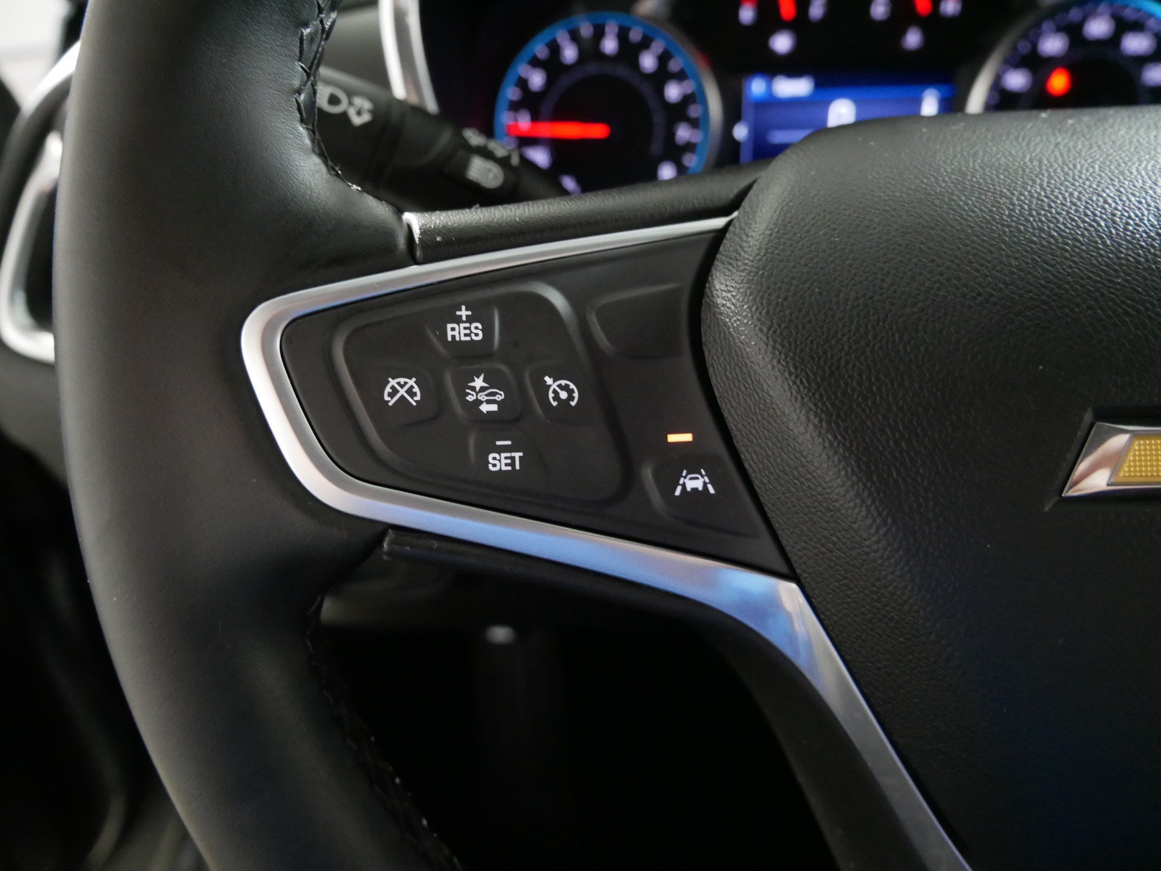 Used 2023 Chevrolet Equinox LT AWD/4WD image 27
