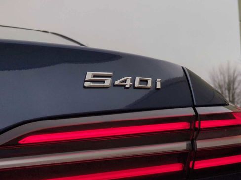 New 2026 BMW 540i xDrive image 13