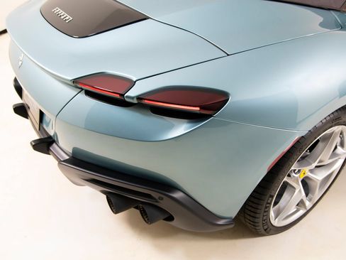 Certified 2025 Ferrari Roma Spider RWD image 26