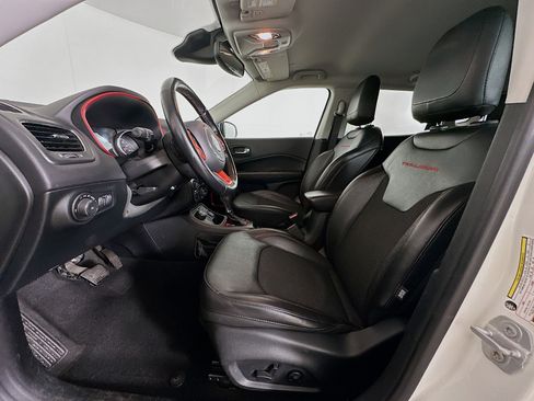 Used 2021 Jeep Compass Trailhawk w/ Convenience Group image 13