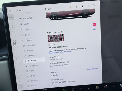 Used 2025 Tesla Model X Plaid image 3