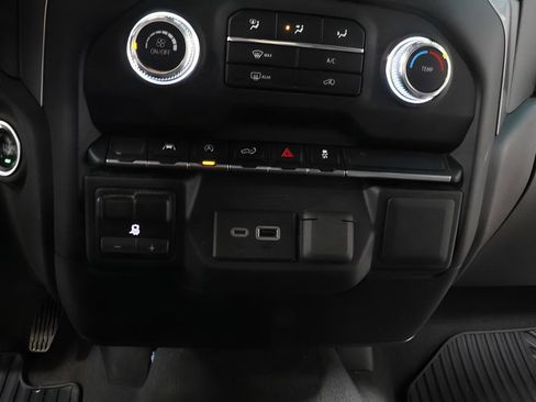 Used 2023 GMC Sierra 1500 Pro w/ Graphite Edition AWD/4WD image 10