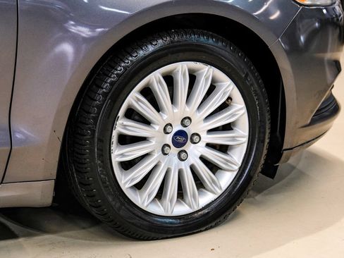 Used 2014 Ford Fusion SE FWD image 65