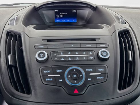 Used 2018 Ford Escape SE FWD image 17