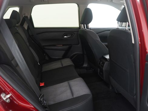 Used 2024 Nissan Rogue SV image 14