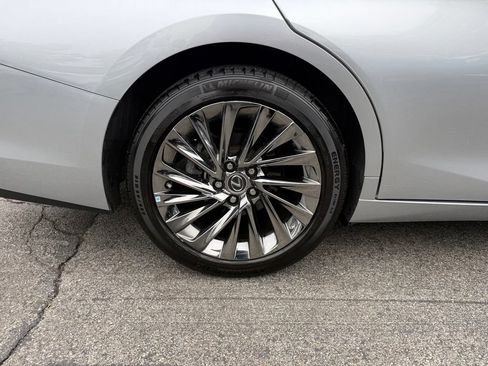 Used 2024 Lexus ES 350 Ultra Luxury w/ Accessory Package (Z2) FWD image 27