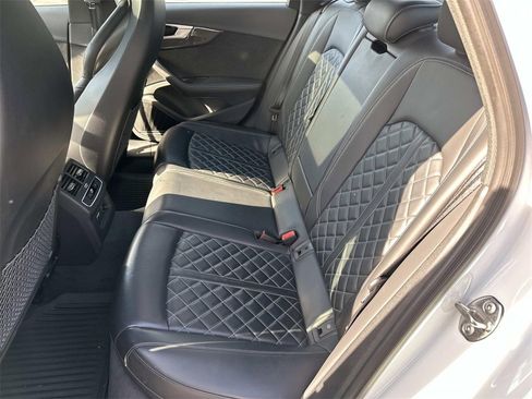Used 2021 Audi S4 Premium Plus w/ Premium Plus Package image 12