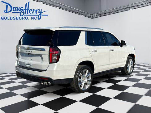 Used 2024 Chevrolet Tahoe High Country w/ Premium Package image 5