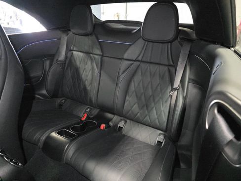 Used 2024 Mercedes-Benz CLE 450 4MATIC Cabriolet image 13