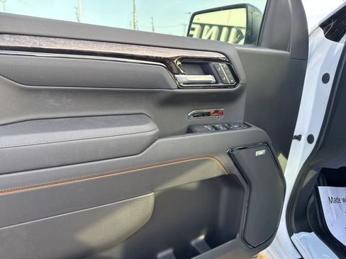 New 2026 GMC Sierra 1500 AT4 w/ Technology Package AWD/4WD image 15