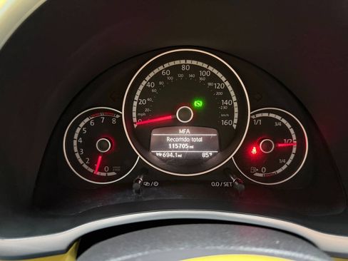Used 2014 Volkswagen Beetle 2.5 FWD image 20