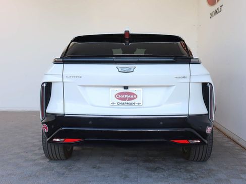 Used 2024 Cadillac Lyriq Tech RWD image 6