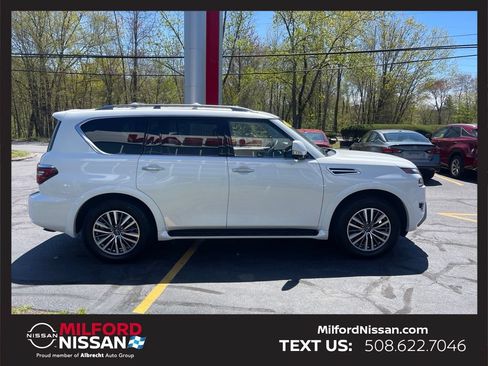Certified 2023 Nissan Armada SL w/ Cargo Package AWD/4WD image 6
