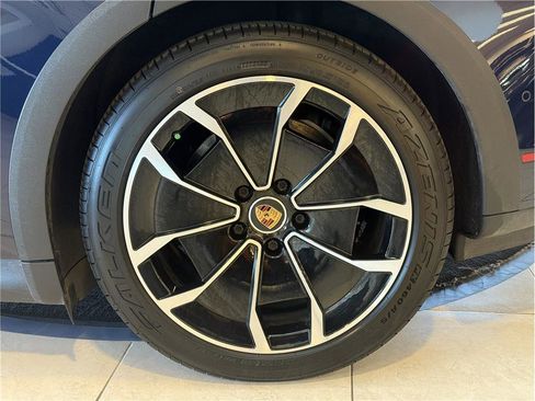 Used 2022 Porsche Taycan Turbo w/ Premium Package image 6