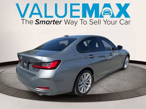 Used 2023 BMW 330i Sedan image 3