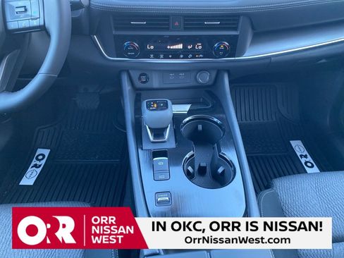 New 2026 Nissan Rogue SV image 25