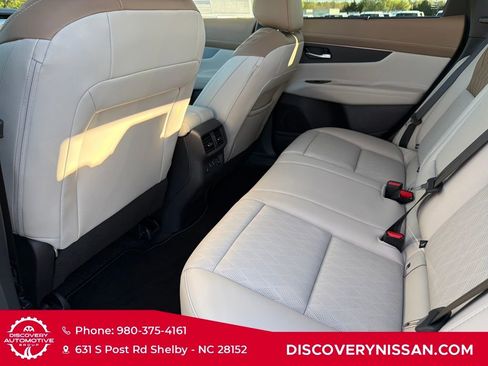 New 2026 Nissan Murano Platinum image 33