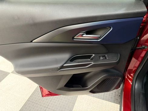 New 2026 Chevrolet Equinox EV LT image 15