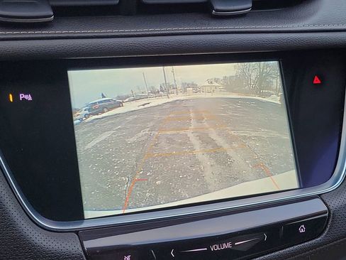 Used 2018 Cadillac XT5 Luxury w/ Driver Awareness Package image 19