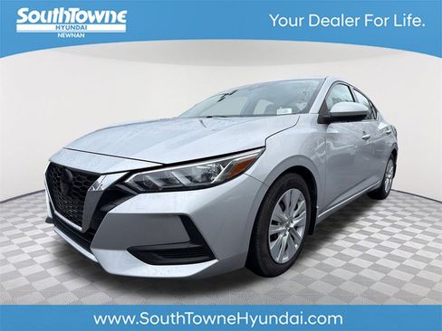 Used 2022 Nissan Sentra S image 1
