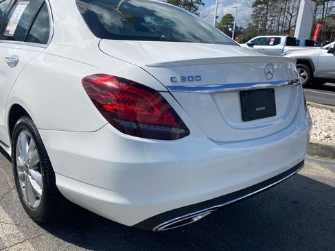 Used 2019 Mercedes-Benz C 300 4MATIC Sedan image 9