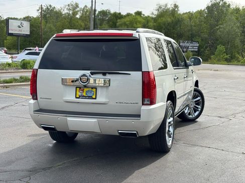 Used 2014 Cadillac Escalade Platinum AWD/4WD image 8