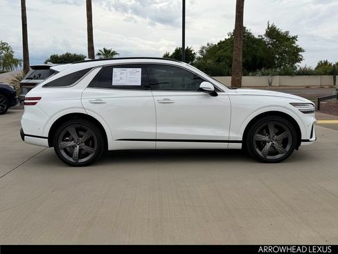 Used 2023 Genesis GV70 2.5T w/ Sport Prestige Package AWD/4WD image 7