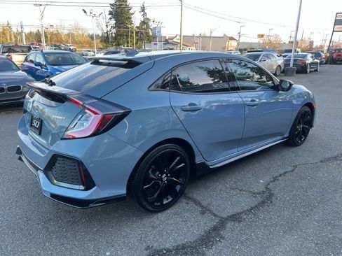 Used 2018 Honda Civic Sport image 5