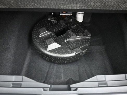 New 2026 Nissan Kicks SV w/ Illumination Package image 29