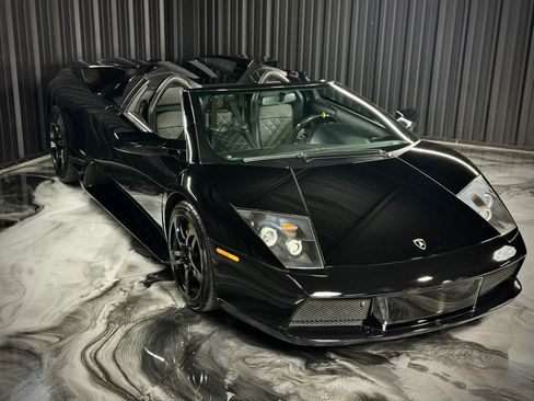 Used 2005 Lamborghini Murcielago Roadster AWD/4WD image 5