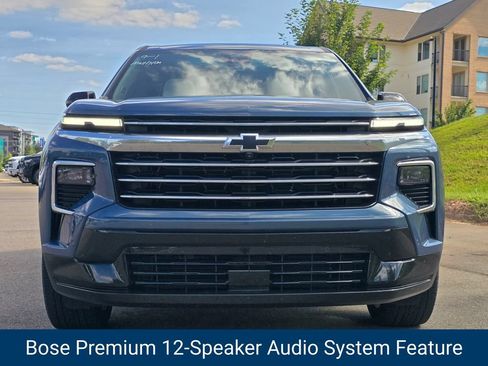 Certified 2025 Chevrolet Traverse High Country FWD image 6