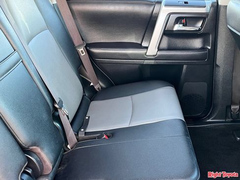 Certified 2024 Toyota 4Runner SR5 Premium w/ Moonroof Package AWD/4WD image 15