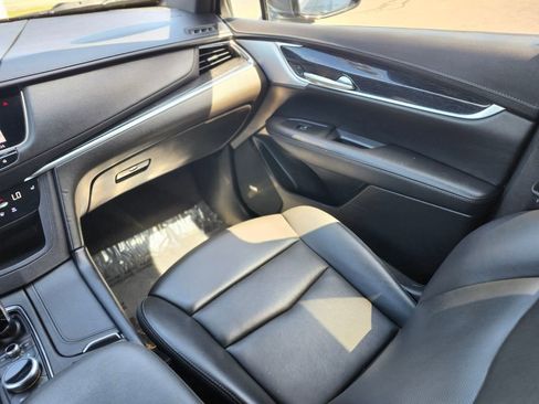 Used 2023 Cadillac XT5 Premium Luxury AWD/4WD image 13