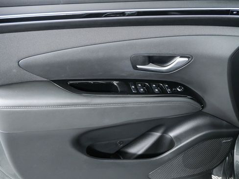 Used 2022 Hyundai Tucson Limited AWD/4WD image 6