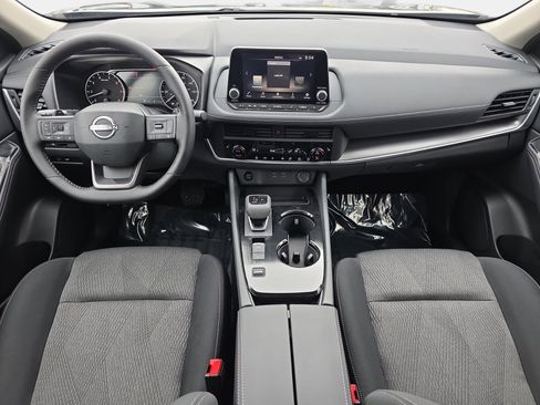 New 2026 Nissan Rogue SV w/ Cold Weather Package FWD image 9