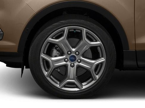 Used 2018 Ford Escape Titanium image 11