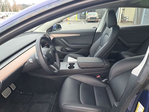 Used 2023 Tesla Model 3 Performance image 12
