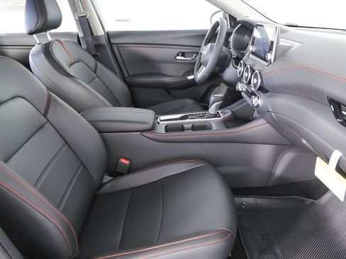 New 2025 Nissan Sentra SR w/ SR Premium Package image 17