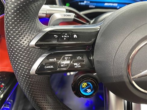 Used 2022 Mercedes-Benz SL 55 AMG 4MATIC image 19